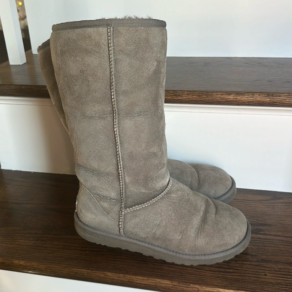 Grey Tall Classic Uggs